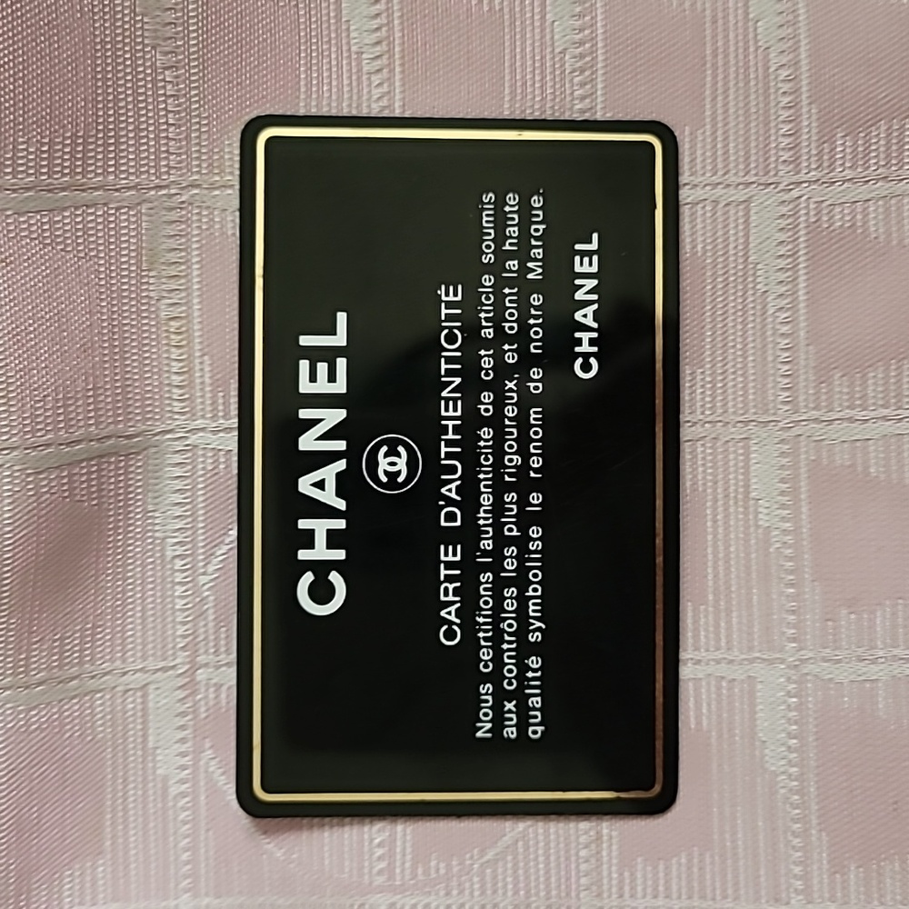 CHANEL Pink Nylon CC Logo Travel Line Tote Bag - Picture 9 of 9